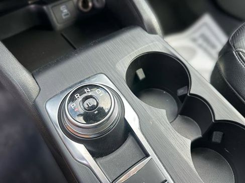 Used 2022 Ford Escape SEL image 20