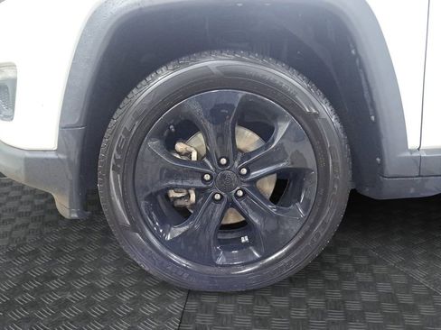 Used 2021 Jeep Compass Latitude w/ Sun and Sound Group image 14