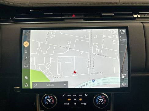 Certified 2023 Land Rover Range Rover SE image 29