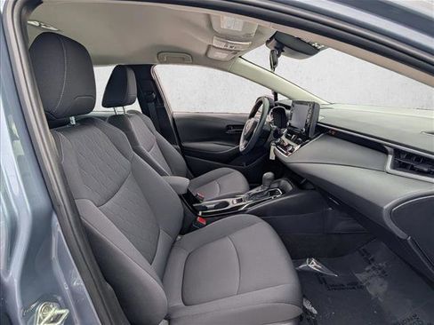 Used 2022 Toyota Corolla LE image 19