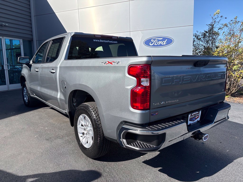 Used 2025 Chevrolet Silverado 1500 LT AWD/4WD image 10