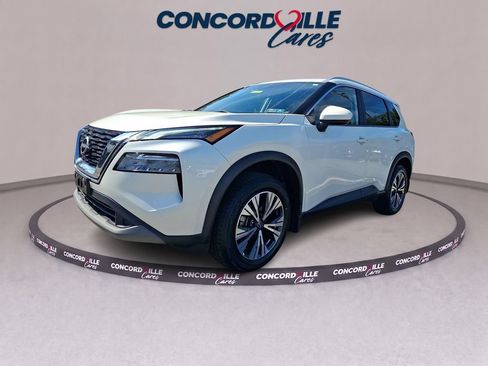 Certified 2023 Nissan Rogue SV w/ SV Premium B Package AWD/4WD image 4