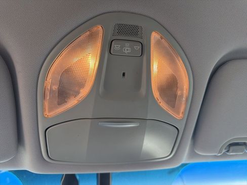 Used 2017 Hyundai Santa Fe Sport image 17