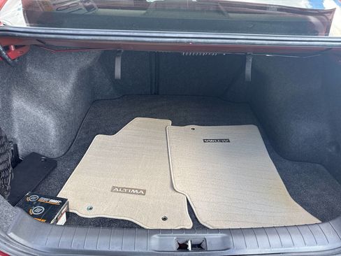 Used 2013 Nissan Altima 2.5 SL w/ Technology Pkg image 22