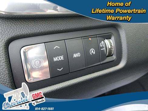 New 2025 GMC Acadia Elevation image 15