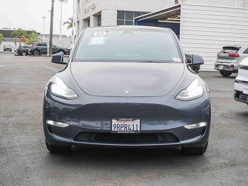 Used 2023 Tesla Model Y Long Range AWD/4WD image 2