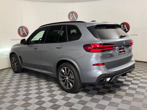 New 2026 BMW X5 xDrive40i w/ M Sport Package AWD/4WD image 8