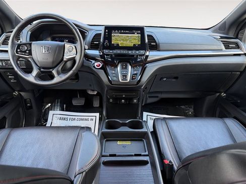 Used 2024 Honda Odyssey EX-L image 11