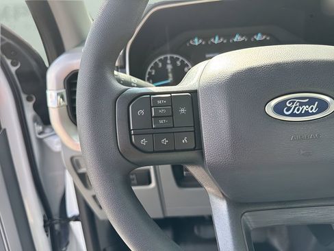 Used 2023 Ford F150 XL image 12