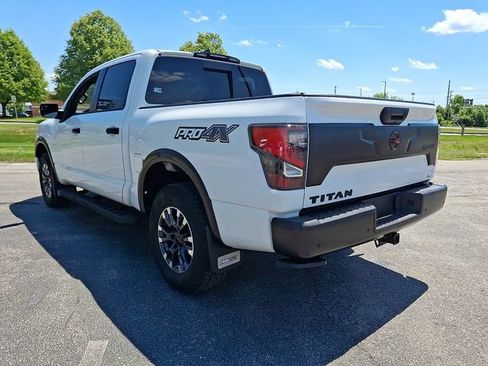 Used 2024 Nissan Titan PRO-4X w/ Pro-4x Convenience Package AWD/4WD image 7