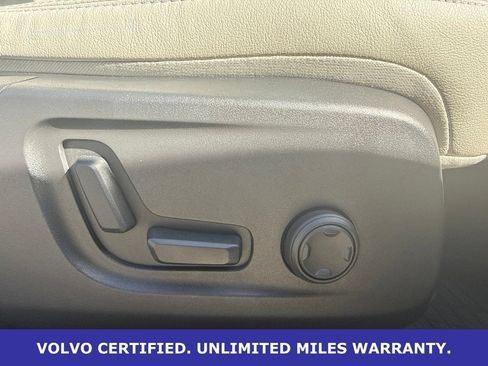 Certified 2026 Volvo XC40 B5 Plus w/ Protection Package Premier AWD/4WD image 11