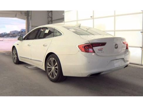 Used 2017 Buick LaCrosse Essence w/ Sun and Shade Package FWD image 4