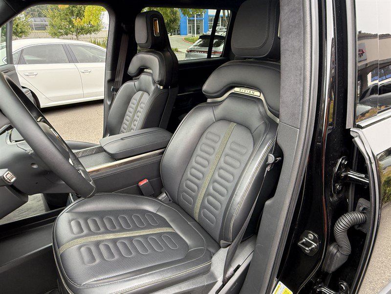 Used 2024 Rivian R1S Adventure Quad AWD/4WD image 30