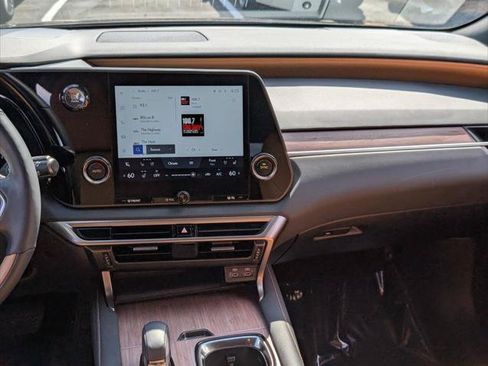 Certified 2024 Lexus RX 350 Premium w/ Accessory Package (Z1) AWD/4WD image 18