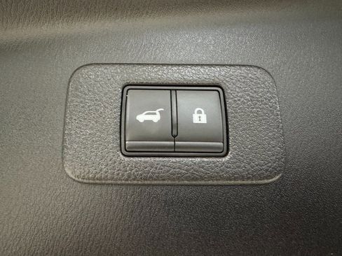 Used 2024 Nissan Armada SL w/ Midnight Edition Package image 24