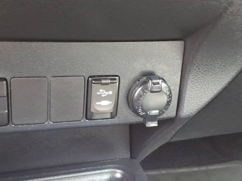 Used 2015 Toyota RAV4 Limited w/ Outdoor Package FWD image 25