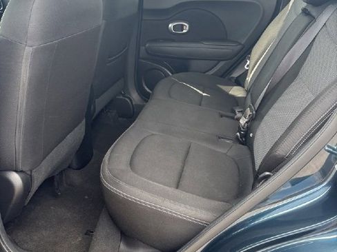 Used 2019 Kia Soul + image 14