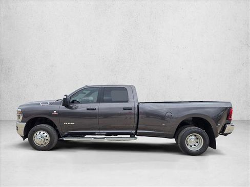 New 2026 RAM 3500 Lone Star AWD/4WD image 5