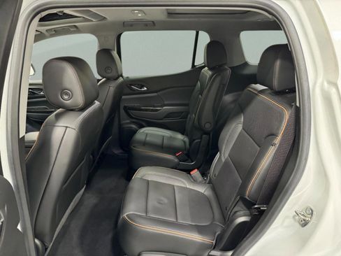 Used 2021 GMC Acadia AT4 image 11