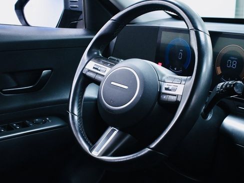 Used 2024 Hyundai Kona SEL image 27