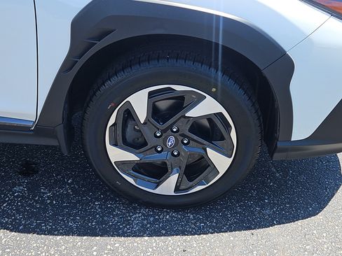 Used 2024 Subaru Crosstrek 2.5i Limited AWD/4WD image 25