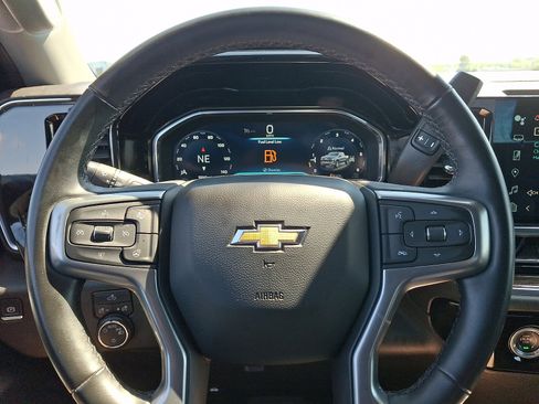 Certified 2023 Chevrolet Silverado 1500 LT AWD/4WD image 19