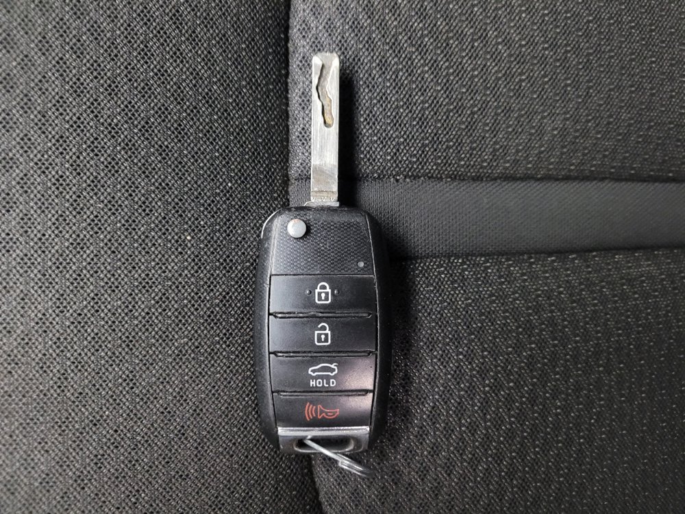 Used 2016 Kia Optima LX w/ LX Convenience Package FWD image 32