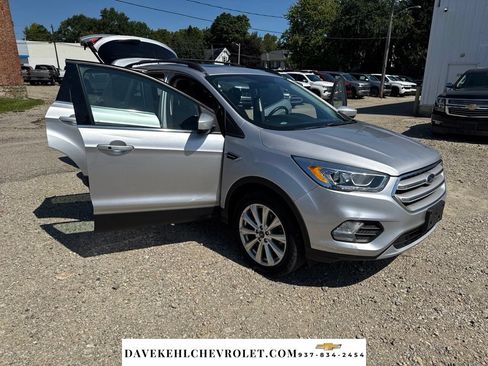 Used 2019 Ford Escape SEL AWD/4WD image 36