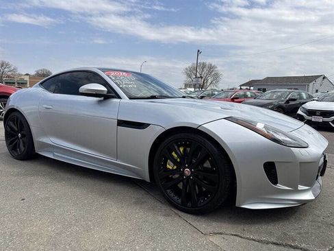 Used 2016 Jaguar F-TYPE S image 10