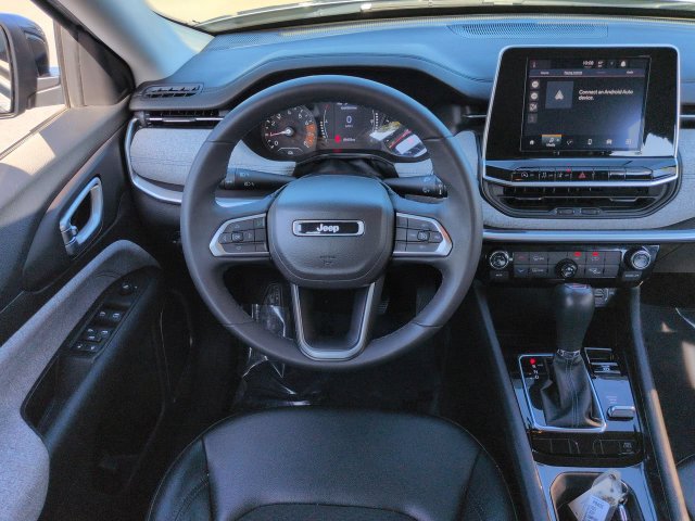 Certified 2022 Jeep Compass Latitude AWD/4WD image 15