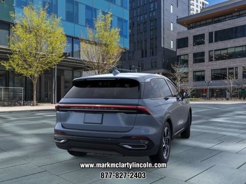 New 2026 Lincoln Nautilus Premier AWD/4WD image 8