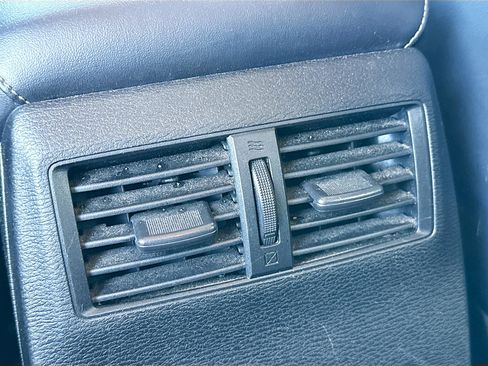 Used 2024 Mitsubishi Outlander SE Black Edition image 21