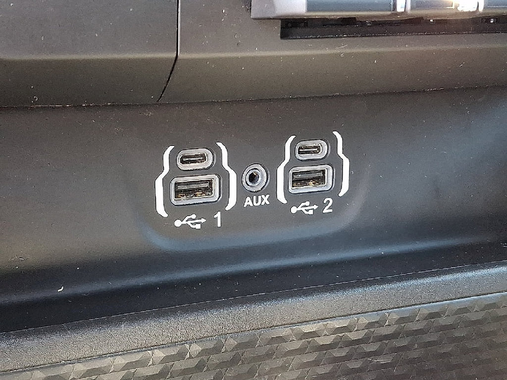 Used 2023 RAM 1500 Big Horn AWD/4WD image 28