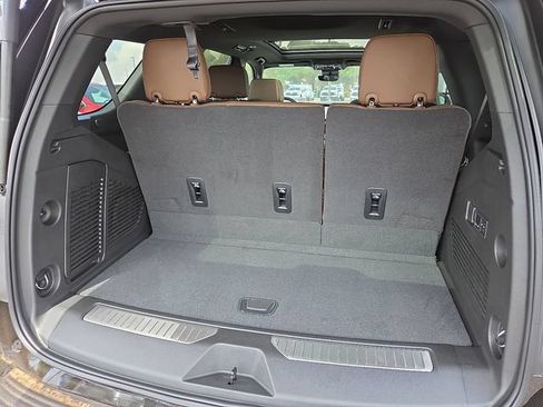 New 2026 Chevrolet Tahoe High Country w/ Sun And Tow Package AWD/4WD image 6
