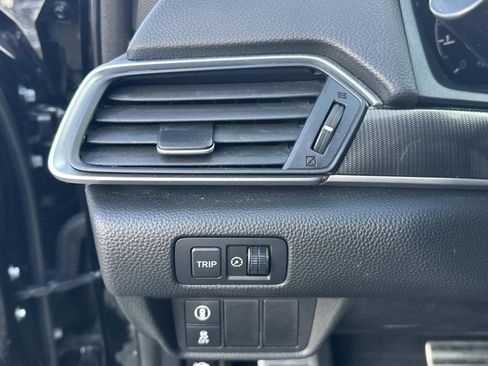 Used 2022 Honda Accord Sport image 29