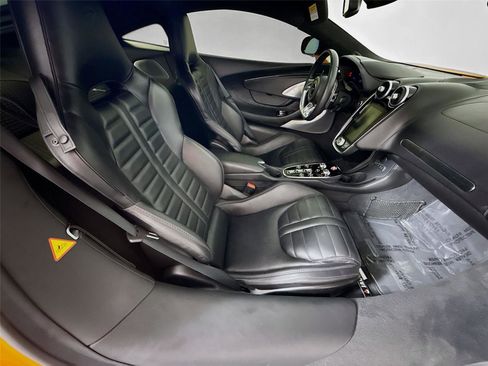 Used 2025 McLaren GTS image 21