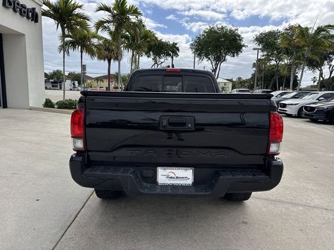 Used 2021 Toyota Tacoma SR w/ SR Convenience Package RWD image 30
