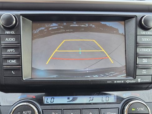 Used 2017 Toyota RAV4 LE Plus image 7