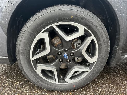 Used 2019 Subaru Crosstrek 2.0i Limited w/ Moonroof Package w/Navigation image 8