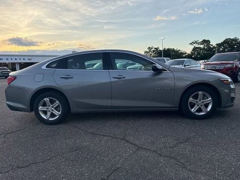 Used 2024 Chevrolet Malibu LT FWD image 4