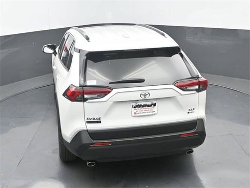 New 2025 Toyota RAV4 XLE w/ Convenience Package image 30
