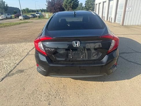 Used 2018 Honda Civic EX-T image 8