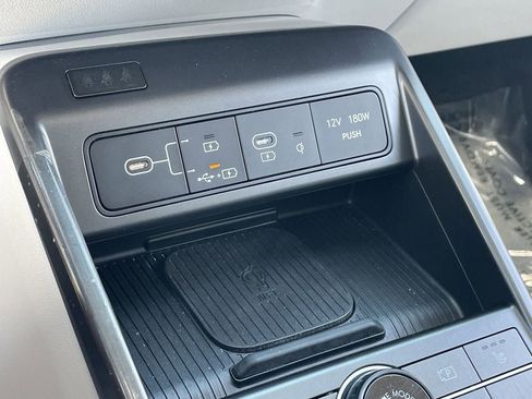 Certified 2025 Hyundai Kona SEL AWD/4WD image 27