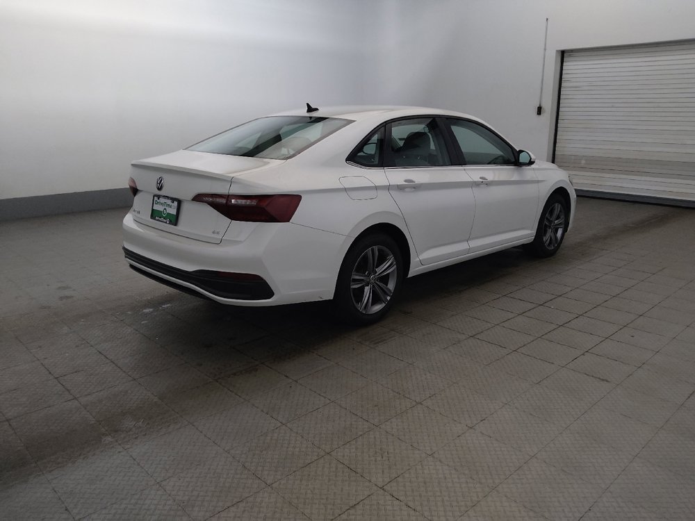 Used 2023 Volkswagen Jetta SE FWD image 10