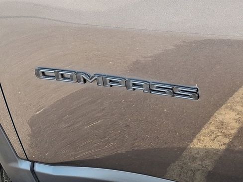 Used 2022 Jeep Compass Altitude image 30