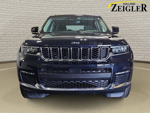 Used 2023 Jeep Grand Cherokee L Limited w/ Trailer Tow Group (B) AWD/4WD image 2