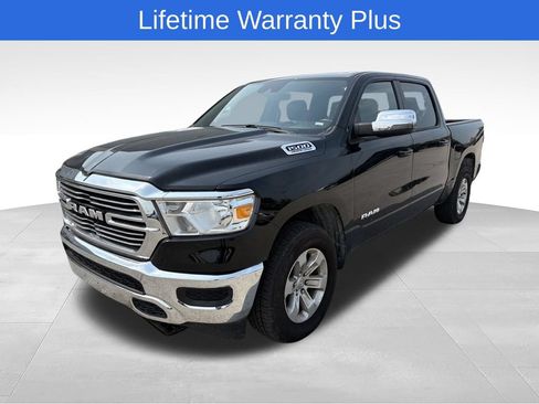 Used 2024 RAM 1500 Laramie AWD/4WD image 1