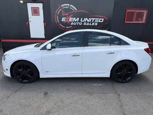 Used 2014 Chevrolet Cruze LTZ w/ RS Package FWD image 3