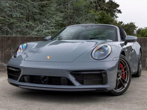 Used 2024 Porsche 911 Targa 4 GTS AWD/4WD image 7