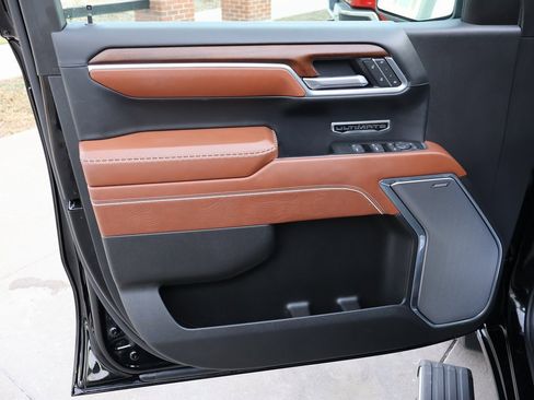 Used 2025 GMC Sierra 1500 Denali Ultimate image 28